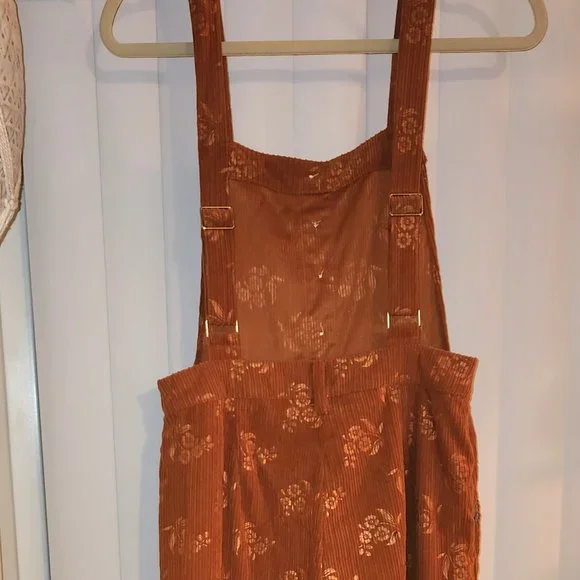 Burnt orange corduroy overalls - Picture 2 of 3